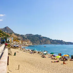 Appartamento Ad Un Passo Dal Mare, Giardini Naxos